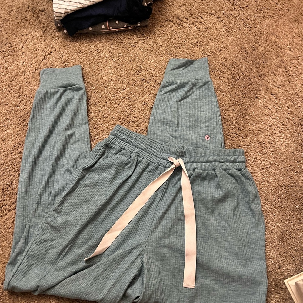 Well+Calm- Women’s Blue Jogger Pants. (S/P) Comfortable..